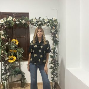 Blusa detalles dorados Noa