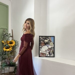 Vestido escote bardot color granate