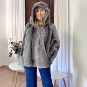 Chaqueta pelo color gris