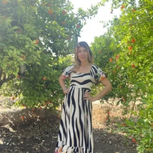 Vestido Maxi AURA: El Mix Perfecto de Cebra y Flores
