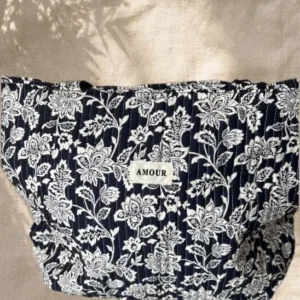 Bolso en estampado color azul marino